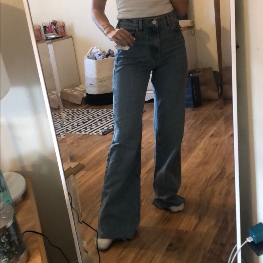 ZARA WIDE LEG JEANS(new with tags)!!